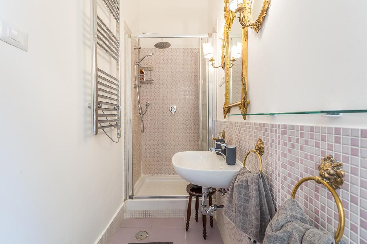 Sora Menica Twin Apartment Rome Bagian luar foto